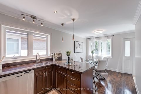 Photo 12 at 47 Rayside Drive S, Markland Wood, Toronto