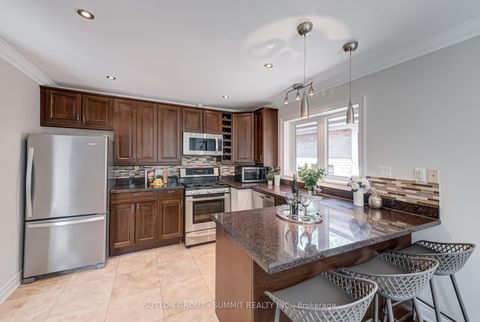 Photo 13 at 47 Rayside Drive S, Markland Wood, Toronto