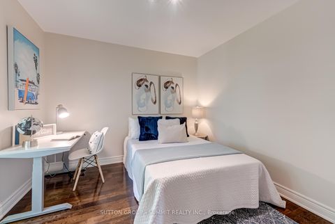 Photo 17 at 47 Rayside Drive S, Markland Wood, Toronto