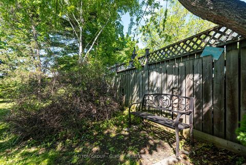 Photo 34 at 47 Rayside Drive S, Markland Wood, Toronto