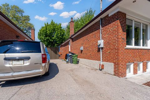 Photo 42 at 47 Rayside Drive S, Markland Wood, Toronto