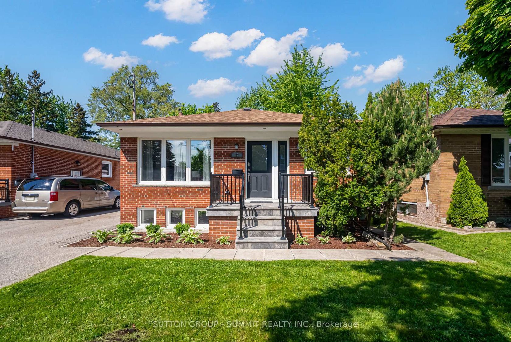 47 Rayside Drive S, Markland Wood, Toronto 
