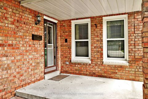 Photo 3 at 16 Lanewood Drive, Hills of St Andrew, Aurora
