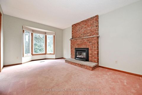 Photo 11 at 16 Lanewood Drive, Hills of St Andrew, Aurora