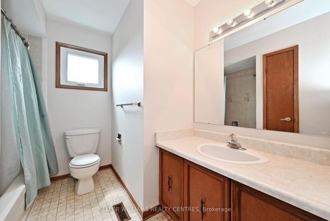 Photo 30 at 16 Lanewood Drive, Hills of St Andrew, Aurora