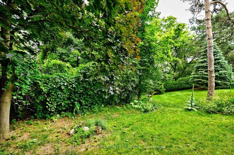 Photo 48 at 16 Lanewood Drive, Hills of St Andrew, Aurora