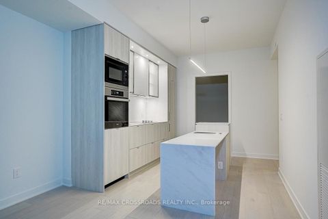 Photo 23 at 1607 - 11 Yorkville Avenue, Annex, Toronto