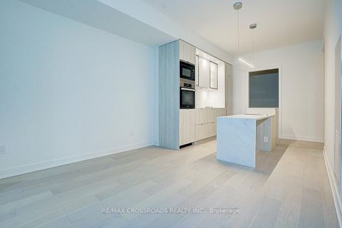 Photo 28 at 1607 - 11 Yorkville Avenue, Annex, Toronto