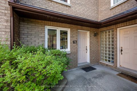 Photo 1 at 67 - 735 New Westminster Drive, Brownridge, Vaughan
