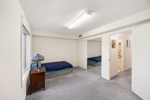 Photo 12 at 67 - 735 New Westminster Drive, Brownridge, Vaughan