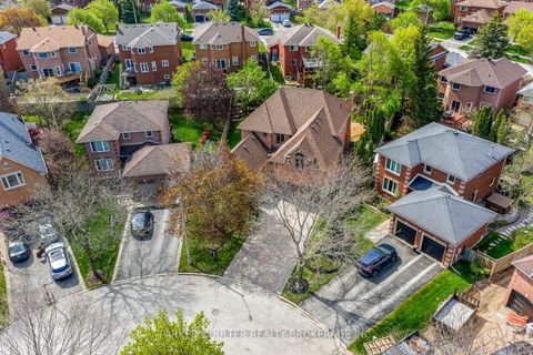 Photo 1 at 43 Falling Brook Drive, Bayshore, Barrie