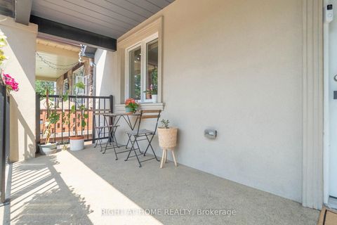 Photo 4 at 36 Juliet Crescent, Eglinton West, Toronto