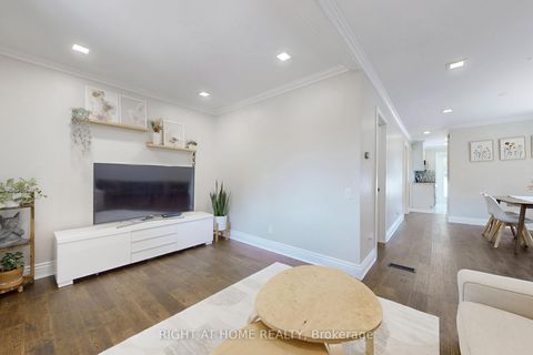 Photo 7 at 36 Juliet Crescent, Eglinton West, Toronto