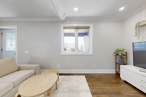 Photo 8 at 36 Juliet Crescent, Eglinton West, Toronto