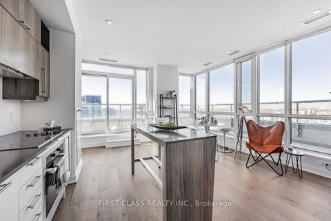 Photo 2 at 4104 - 30 Nelson Street, Waterfront Communities C1, Toronto