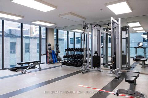 Photo 1 at 609 - 101 Peter Street W, Waterfront Communities C1, Toronto