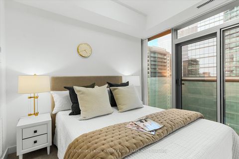 Photo 9 at 2410 - 12 York Street, Waterfront Communities C1, Toronto