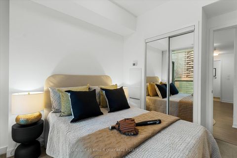 Photo 14 at 2410 - 12 York Street, Waterfront Communities C1, Toronto