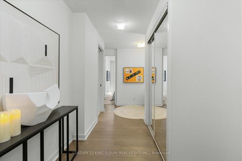 Photo 17 at 2410 - 12 York Street, Waterfront Communities C1, Toronto