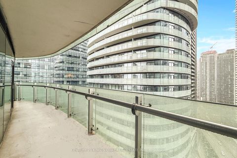 Photo 18 at 2410 - 12 York Street, Waterfront Communities C1, Toronto
