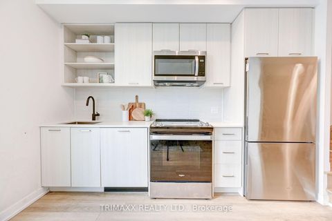 Photo 6 at 102 - 12 Symes Road, Smythe, Toronto