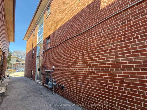 Photo 2 at 25A Milton Street, Mimico, Toronto