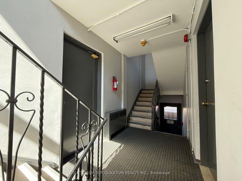 Photo 10 at 25A Milton Street, Mimico, Toronto