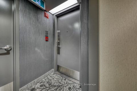 Photo 6 at 904 - 6 Humberline Drive, Clairville, Toronto