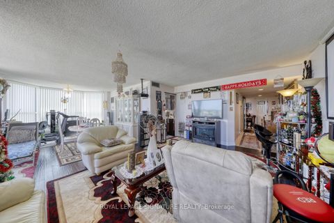 Photo 15 at 904 - 6 Humberline Drive, Clairville, Toronto