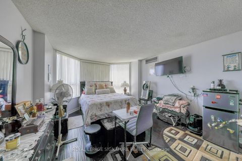 Photo 28 at 904 - 6 Humberline Drive, Clairville, Toronto
