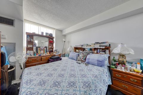 Photo 34 at 904 - 6 Humberline Drive, Clairville, Toronto