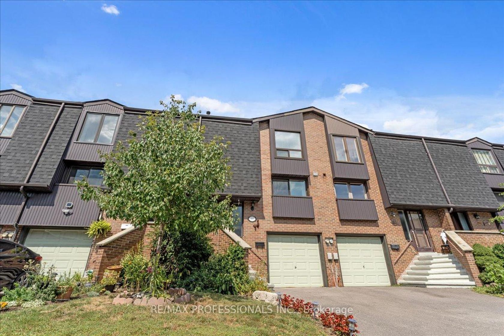157 Maple Branch Path, The Westway, Toronto 