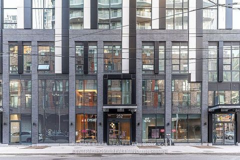 Photo 6 at 910 - 252 Church Street, Yonge Corridor, Toronto