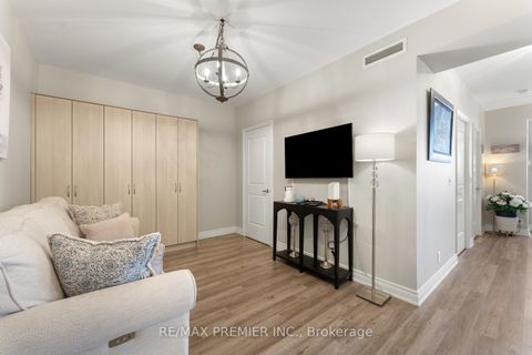 Photo 6 at 209 - 9235 Jane Street, Maple, Vaughan