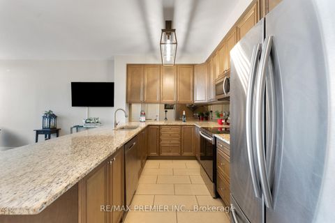 Photo 10 at 209 - 9235 Jane Street, Maple, Vaughan