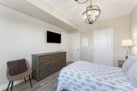 Photo 23 at 209 - 9235 Jane Street, Maple, Vaughan