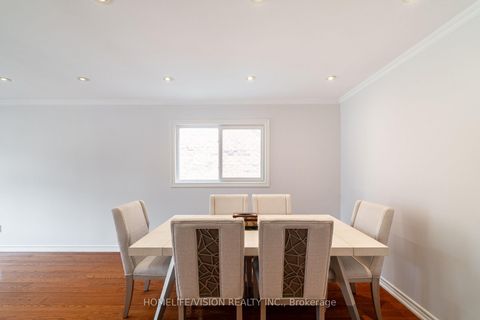 Photo 13 at 32 Mountfield Crescent, Brownridge, Vaughan
