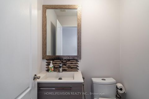 Photo 17 at 32 Mountfield Crescent, Brownridge, Vaughan