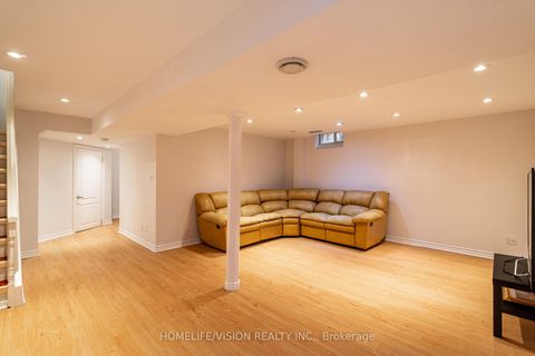Photo 29 at 32 Mountfield Crescent, Brownridge, Vaughan