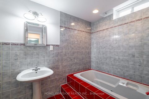 Photo 32 at 32 Mountfield Crescent, Brownridge, Vaughan