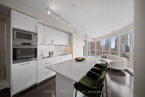 Photo 6 at 904 - 88 Cumberland Street, Annex, Toronto