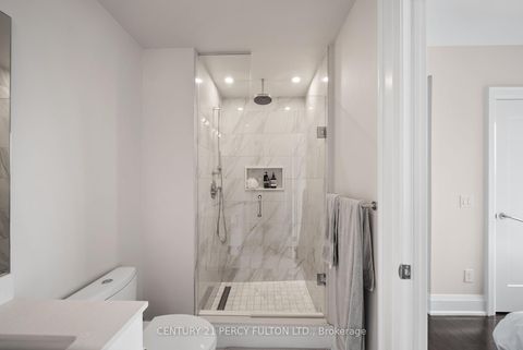 Photo 13 at 904 - 88 Cumberland Street, Annex, Toronto