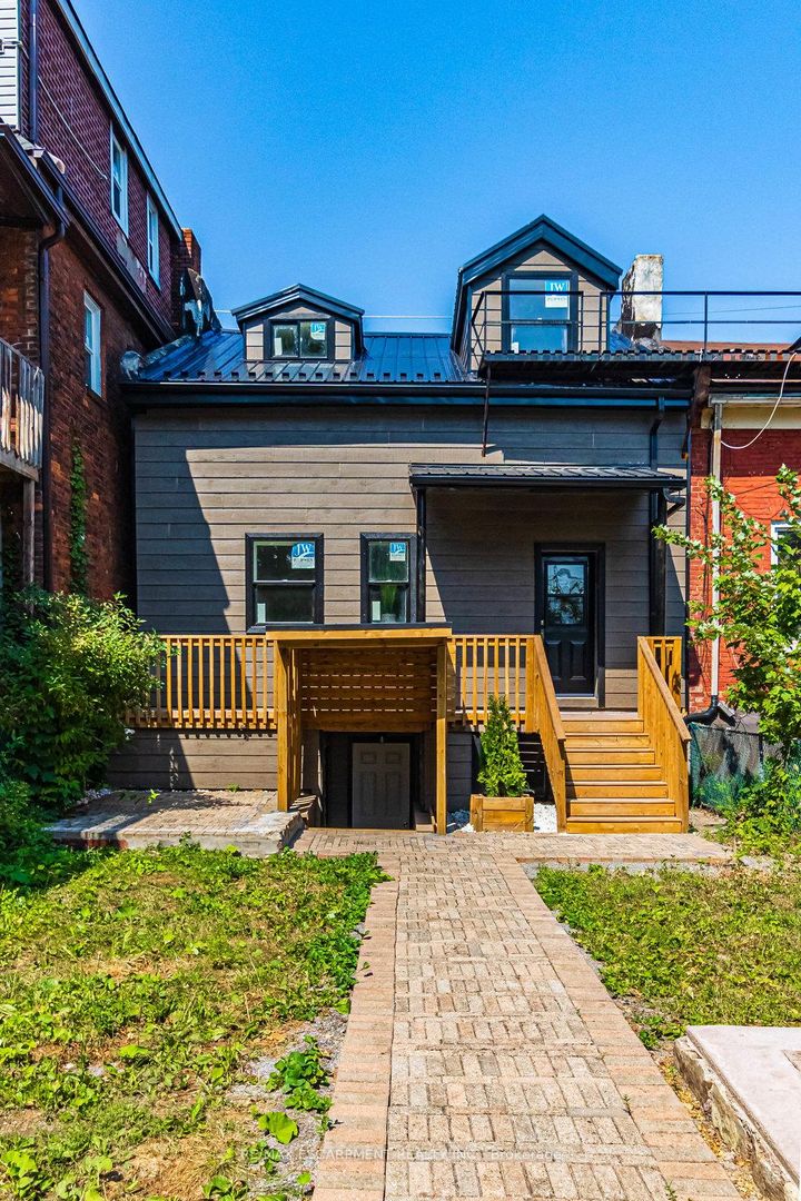 Photo 23 at 111 Wellington Street S, Corktown, Hamilton