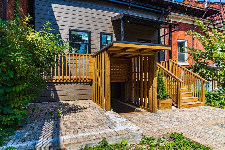 Photo 24 at 111 Wellington Street S, Corktown, Hamilton