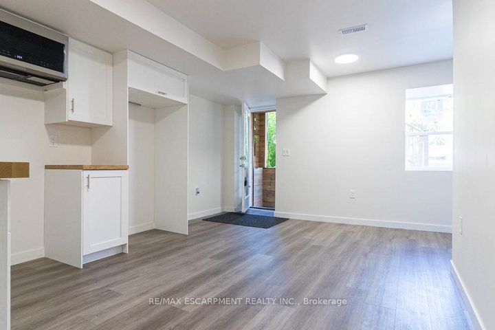 Photo 25 at 111 Wellington Street S, Corktown, Hamilton