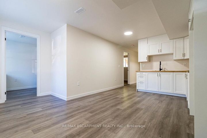 Photo 26 at 111 Wellington Street S, Corktown, Hamilton