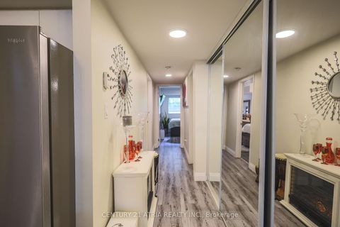 Photo 18 at B06 - 26 Bruce Street, East Woodbridge, Vaughan