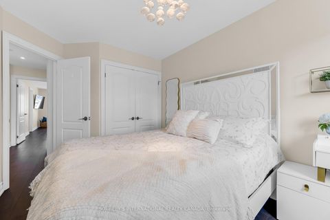Photo 28 at 3130 Robert Brown Boulevard, GO Glenorchy, Oakville