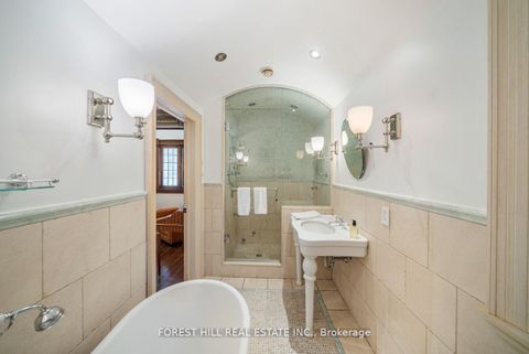 Photo 27 at 39 Ava Road, Forest Hill South, Toronto