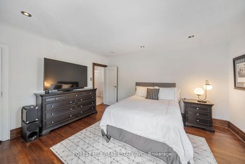 Photo 30 at 39 Ava Road, Forest Hill South, Toronto